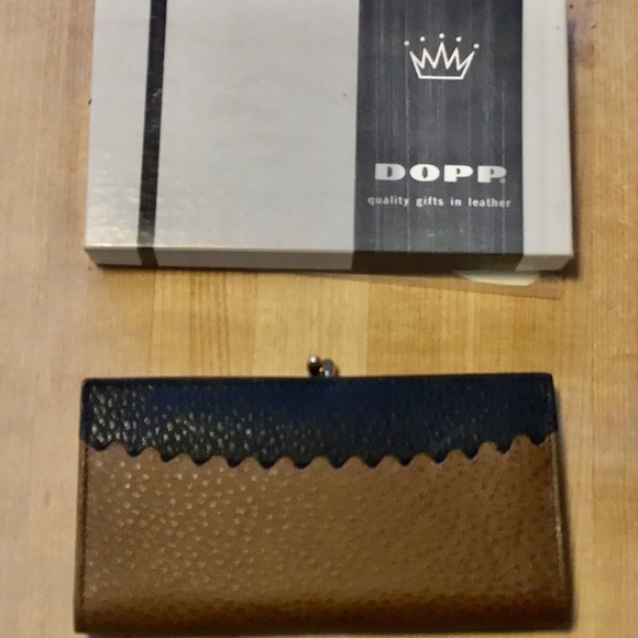 Vintage Dopp Wallet - Picture 1 of 3